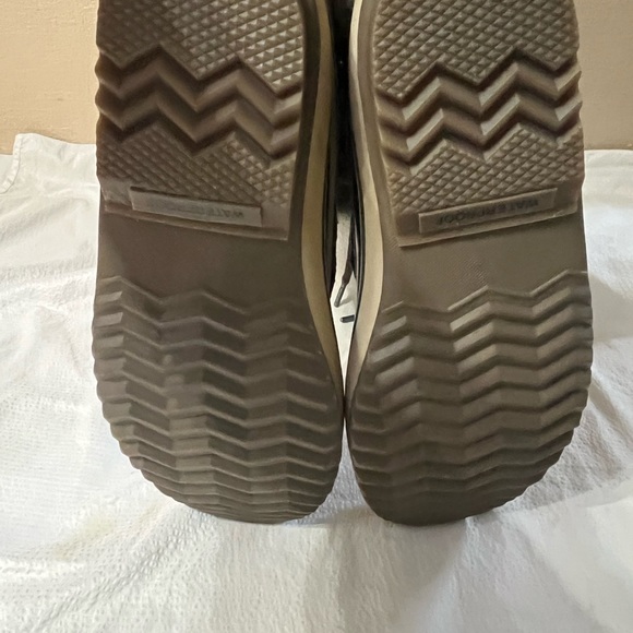 Sorel Joan of Arctic Boots - Picture 11 of 14